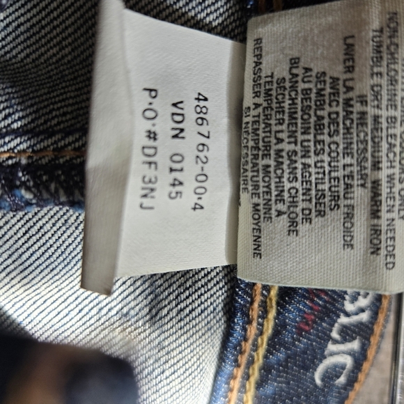 BANANA REPUBLIC Denim Skirt. Size 6 - Picture 11 of 13